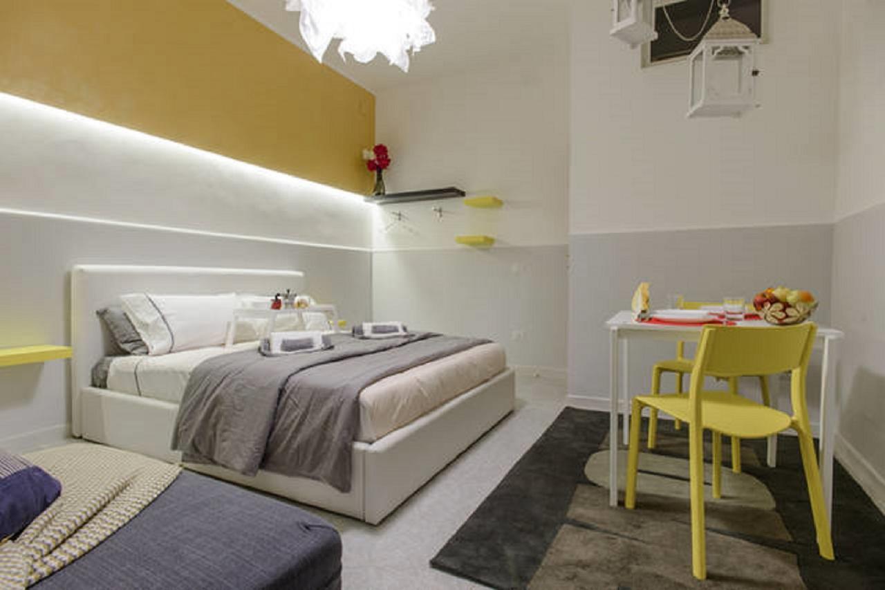 Le Zite Suite Napoli Eksteriør bilde