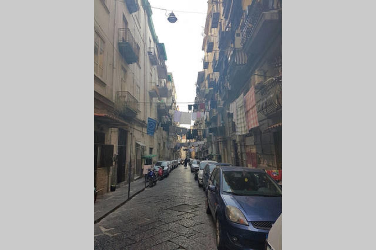 Le Zite Suite Napoli Eksteriør bilde